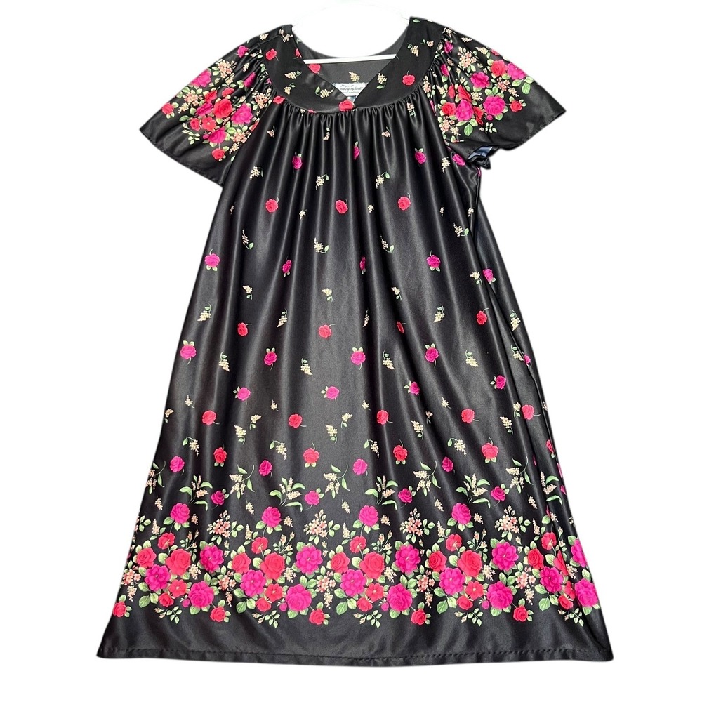 Anthony Richards Womens Size 1X Nightgown Black Red Floral MuuMuu House Gown - Picture 2 of 14
